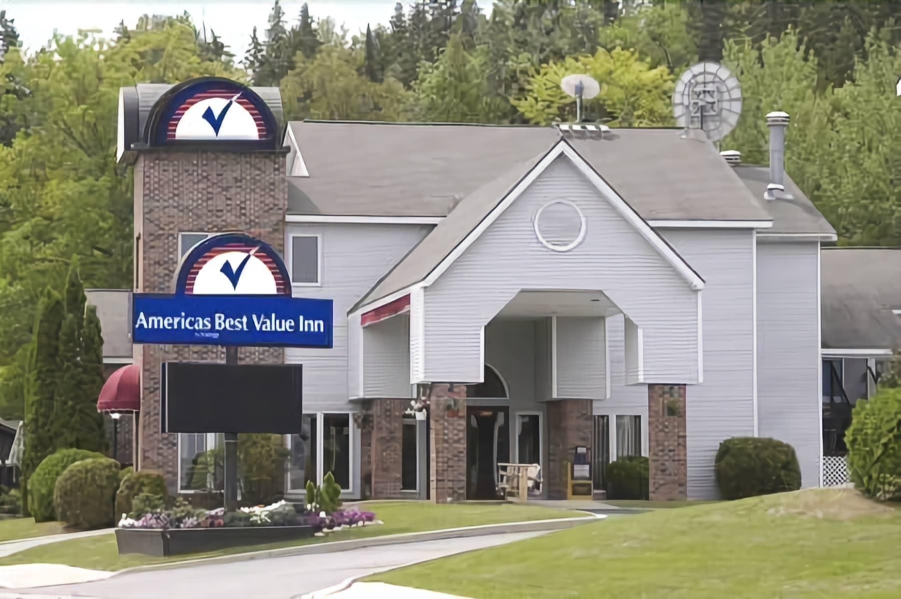 Americas Best Value Inn Сент-Ігнас Екстер'єр фото